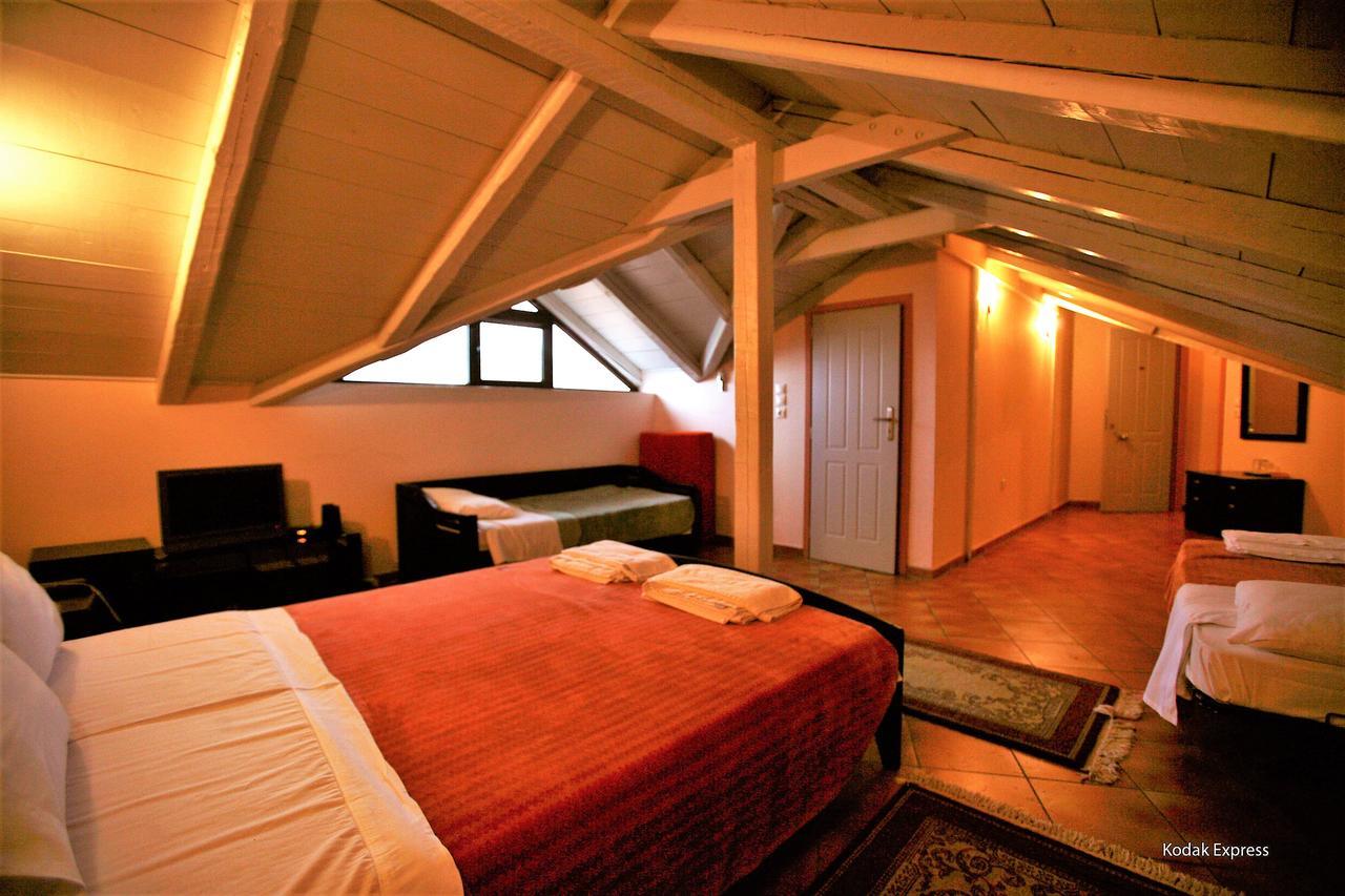 Elikonio Otel Agia Anna  Dış mekan fotoğraf
